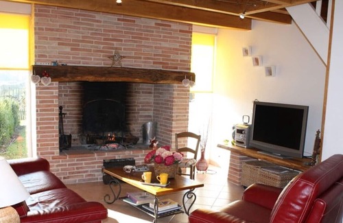 Lafrancaise Casa | ALQUILER 3CLASVACANCES PISCINA BILLARD WIFI BICICLETAS VER EN EL CAMPO