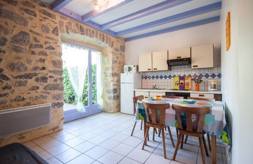 Montreal Casa | Gite 5 La Clé des Champs, South Ardèche, with swimming pool, summer entertainment, restaurant