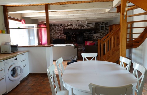 Dineault Casa | Casa rural para 6 personas en plena naturaleza. Cerca de todo (85 e / noche período completo)