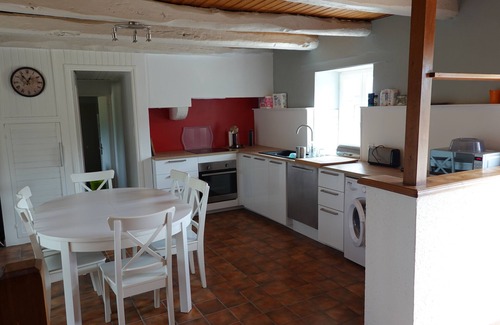 Dineault Casa | Casa rural para 6 personas en plena naturaleza. Cerca de todo (85 e / noche período completo)