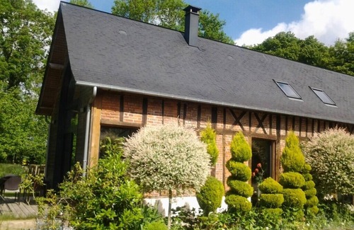 Beauval-en-Caux Casa | Gite 6p pleine nature:LE POMMIER parc 5000m2 jeux cabanes ,feu de bois,mer 2Omn.