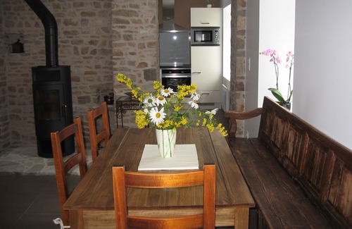 Pirou Cabaña | Gite Andrée, 800m from the beach in Pirou, garden, terrace, wifi, wood stove