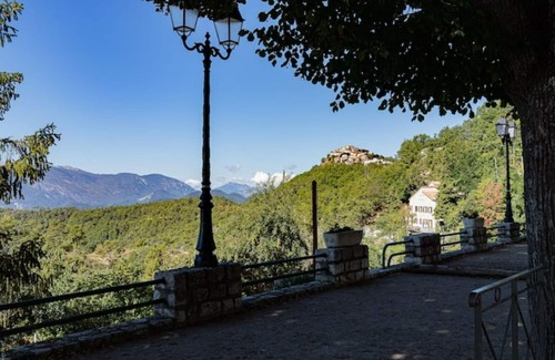 Revest-les-Roches Apartamento | Gite Arrière Pays Niçois