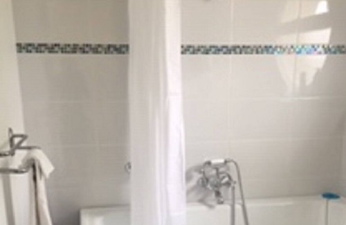 Labouheyre Casa | Gite art Déco 5 Chambres Piscine et Tennis Partagés
