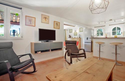 Le Val Casa | Gite Aux Écuries du Mas di Gau