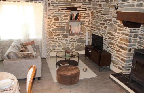 Neant-sur-Yvel Casa | Gite Bretagne Brocéliande piscine