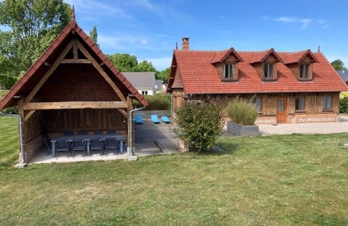 Houdetot Casa | casa rural compuesta de 2 casas con chimenea y sauna