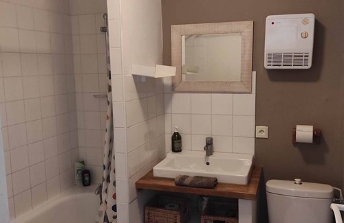 Salleles-Cabardes Otro | Gite Cour: casa familiar para 10 personas