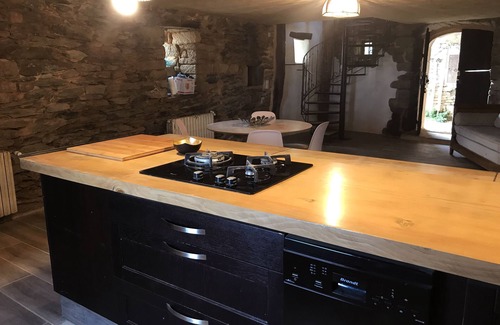 Faugeres Casa | Gite de caractère en el corazón del sur de Ardèche