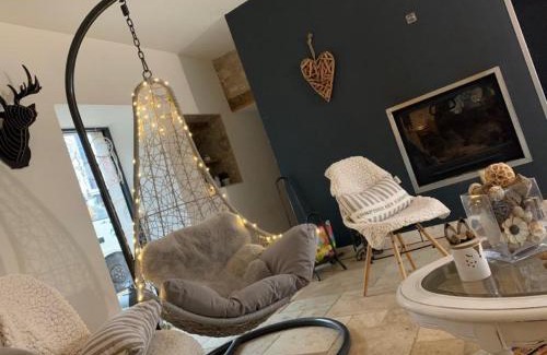 Faycelles Casa | Gite de charme 6 pers avec SPA privé