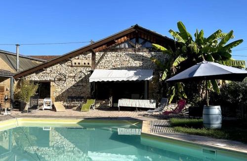 Gardonne Casa | Gite de charme en pierres apparentes : Les Granges