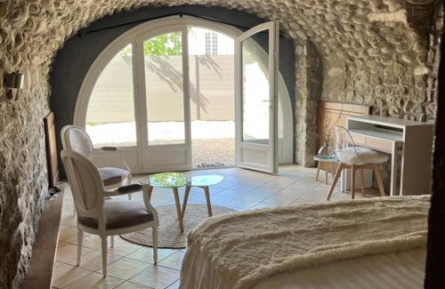 Aubenas Cama Y Desayuno | GITE DE LA CAPPELLA - CHAMBRE D'HÔTES A VOLTA