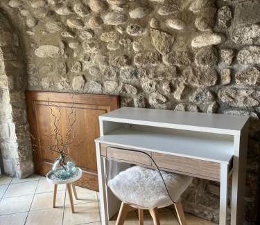 Aubenas Cama Y Desayuno | GITE DE LA CAPPELLA - CHAMBRE D'HÔTES A VOLTA