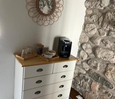 Aubenas Cama Y Desayuno | GITE DE LA CAPPELLA - CHAMBRE D'HÔTES A VOLTA