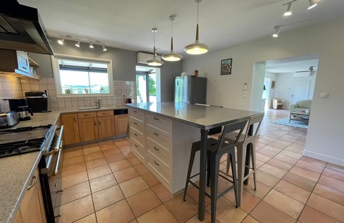 Diancey Casa | Gîte de la fontaine salée, a haven of peace in the heart of the Auxois meadows.
