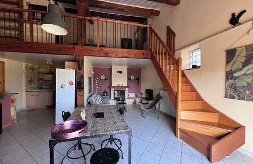 Pont-Saint-Esprit Apartamento | Gite de ROSE under the stars in GARD