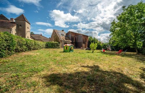 Savigny-sur-Grosne Casa | Gite des Troix Ptites Noix - Family 9 People Garden Games Close to Cluny Vignoble