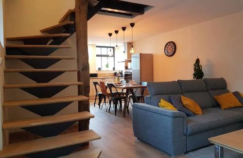 Dole Casa | Gite du Cours St Mauris Authentique et moderne
