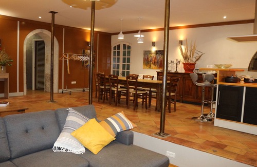 Costieres Casa | Apartamento 160 m en provenzal Mas renovado, seguro, verde, tranquilidad