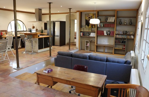 Costieres Casa | Apartamento 160 m en provenzal Mas renovado, seguro, verde, tranquilidad