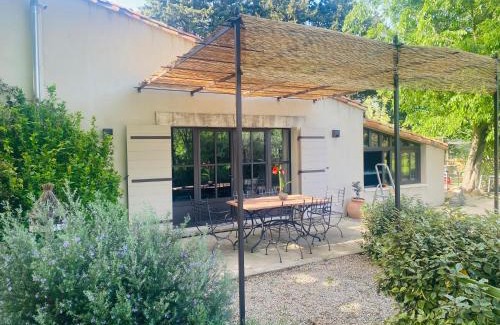 Chateaurenard Casa | Gite du Mas de la Finière ,avec SPA intérieur
