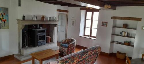 Druyes-les-Belles-Fontaines Casa | Gite en Forterre