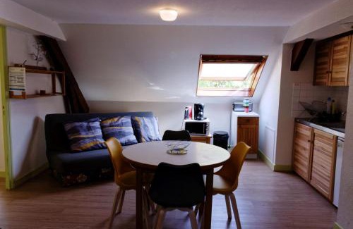 Laval-sur-Luzege Casa | Gite ecole