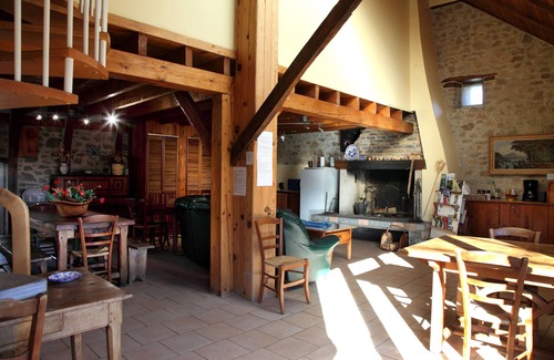 Saint-Exupery-les-Roches Casa | Gite for 15 people