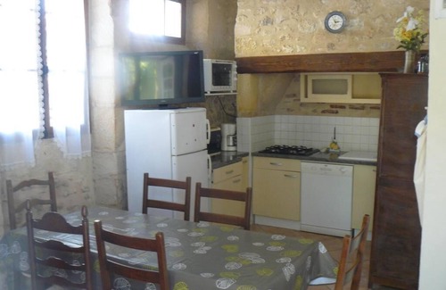 Les Eyzies Cabaña | Gîte-Familiar-Baño con ducha-Vista al Jardín