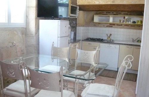 Les Eyzies Cabaña | Gîte-Familiar-Baño con ducha-Vista al Jardín
