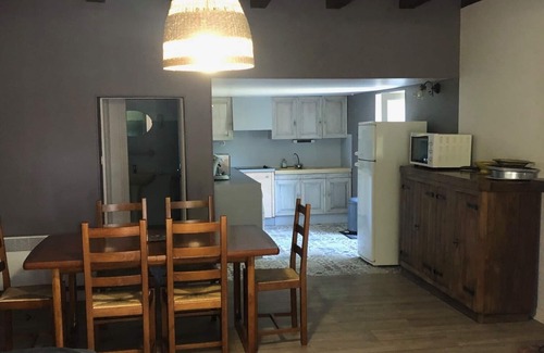 Roumegoux Casa | Gite-Granja -Pesca a Etang-WIFI-Rando en el sitio