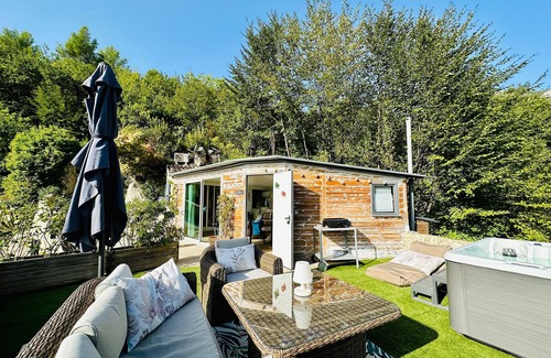 Le Bar-sur-Loup Apartamento | Apartamento-Firma-Habitación con desagüe-Vista a la Montana-Meublé Tourisme 3*