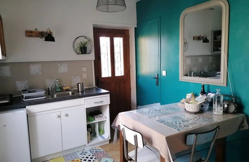 Vieille-Eglise-en-Yvelines Cabaña | Gite Vieille-Église-en-Yvelines, 2 bedrooms, 4 persons