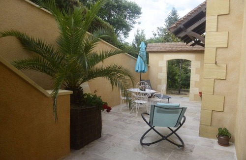 Sainte-Alvere Cabaña | Gite ground floor house 200 m from the village, swimming pool