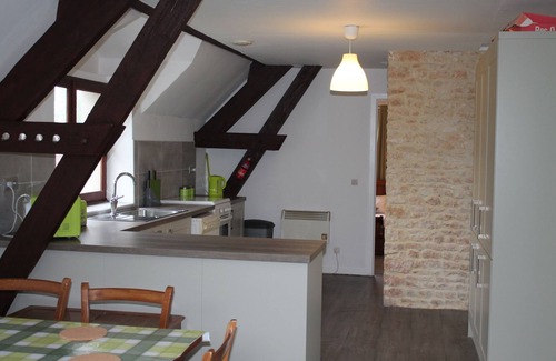Fresne-la-Mere Casa | Gîte Goulet sleeps 5 just a stone's throw from Suisse Normande!