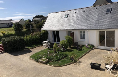 Pouldreuzic Cabaña | Gîte in a Brittany hamlet just 2km from the ocean