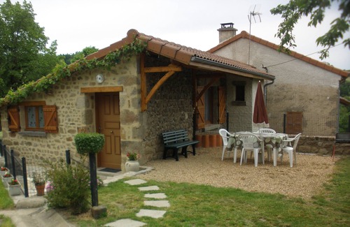 Ceilloux Casa | ALQUILER EN LIVRADOIS FOREZ