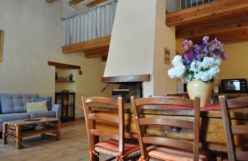 Vezenobres Otro | CASA RURAL EN GRANJA