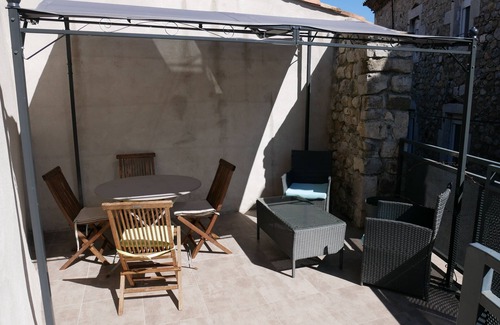 Lanas Casa | Casa rural en Lanas para 2 a 3 personas a 100 metros del río Ardèche