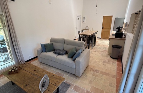 Lamotte-du-Rhone Otro | Gite in Provencal country house