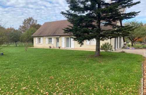 Arnage Casa | Gite l Auvetia 150 circuit 24 h