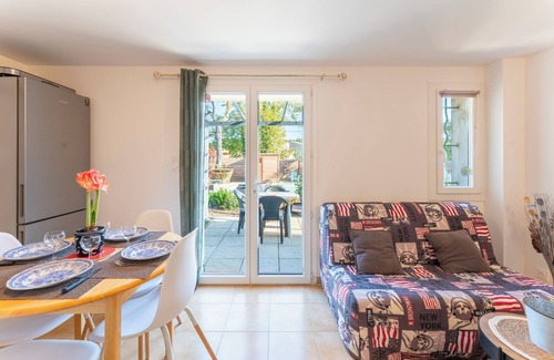 Vaison-la-Romaine Cabaña | Casa rural 'L'oustaou Du Clos' con piscina compartida, Wi-Fi y aire acondicionado