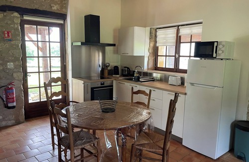 Saint-Eutrope-de-Born Apartamento | "Gîte la Bergerie" near the Bastide of Monflanquin and the Dordogne river