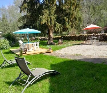 Magny Casa | Gite "La Méluzine" au bord de la rivière, Avallon, Vézelay, Morvan