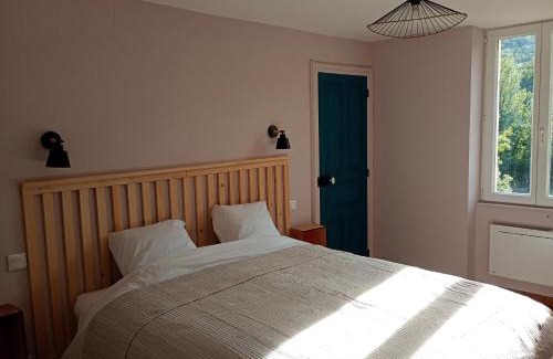 Marcillac-Vallon Casa | Gite La maison du gardien