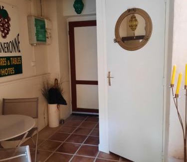 Montagnac Apartamento | gite la petite vigneronne