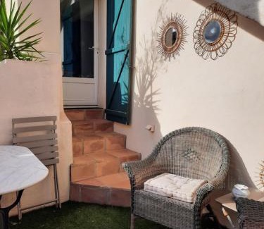 Montagnac Apartamento | gite la petite vigneronne