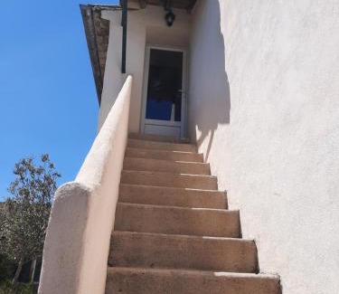 Montagnac Apartamento | gite la petite vigneronne