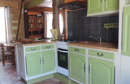 Bergerac Casa | Gite "la vergnassade" the quiet of the countryside in Bergerac with swimming pool access
