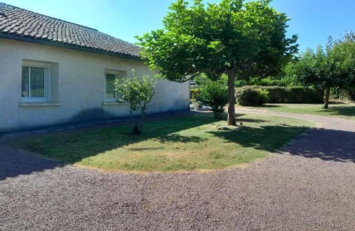 Lussac Casa | Gite Lafleur Terrien